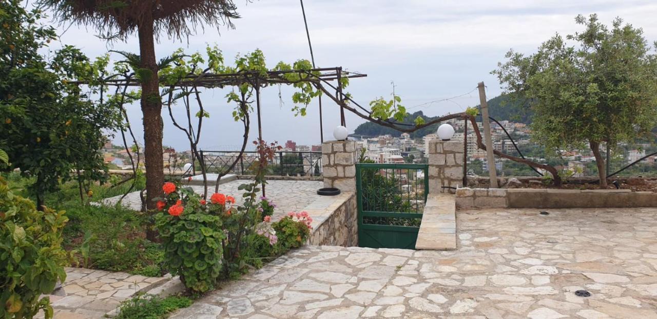Escape Rooms Himare Exterior photo